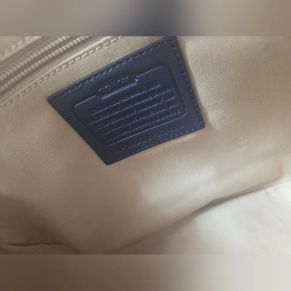 Coach
Coach Blue Leather Tassel Crossbody - Picture 8 of 10